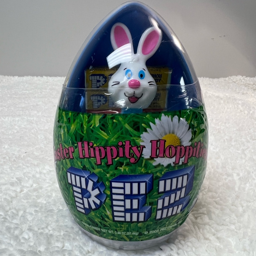 Pez 2005 Rare Easter Bunny in Blue & Clear Sealed Egg Container